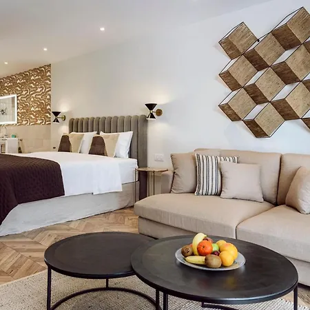 Don Rafael Luxury Suites *